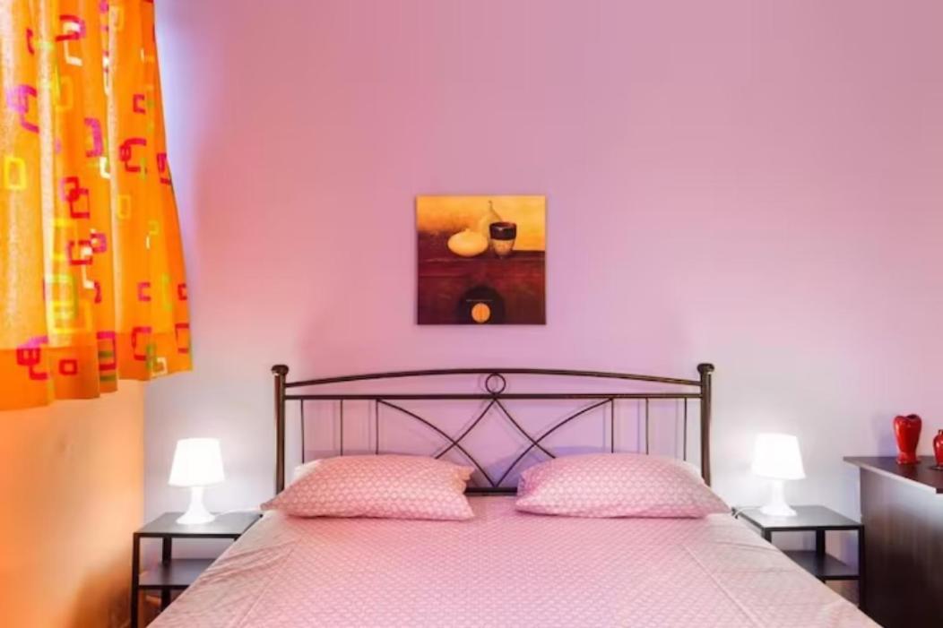 Historic Center Luxurius Rooms เอเธนส์ ภายนอก รูปภาพ