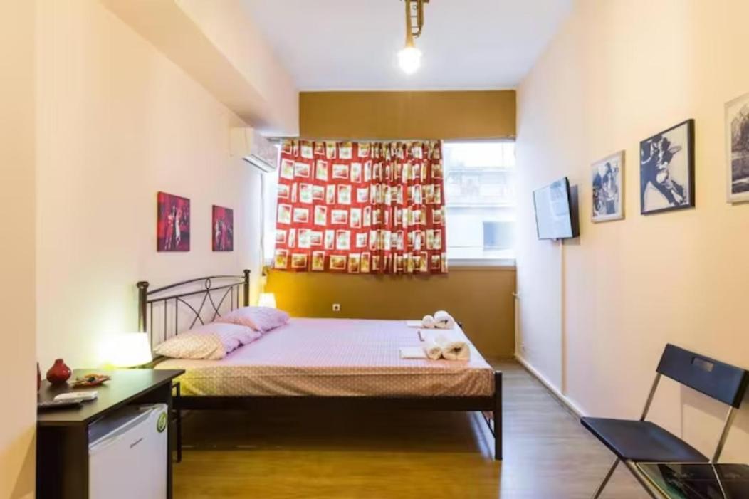Historic Center Luxurius Rooms เอเธนส์ ภายนอก รูปภาพ
