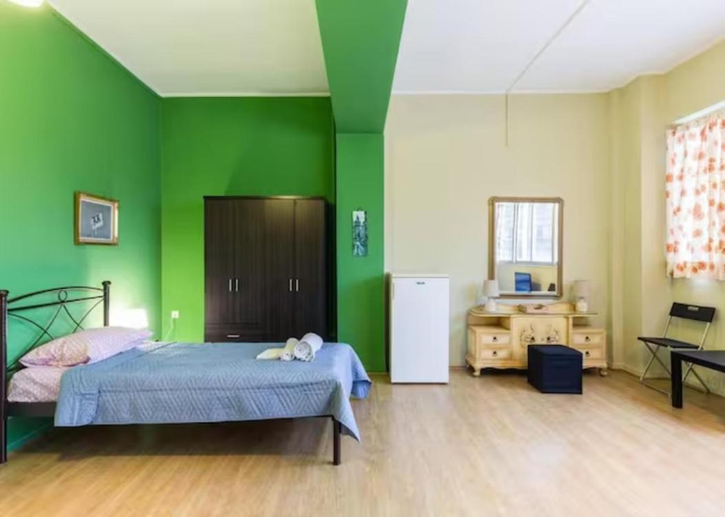 Historic Center Luxurius Rooms เอเธนส์ ภายนอก รูปภาพ